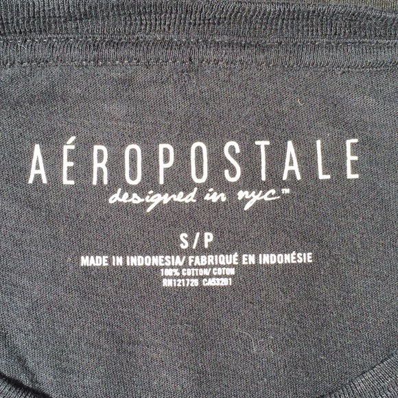 Aero black tee w silver studs size S/P - Picture 4 of 4